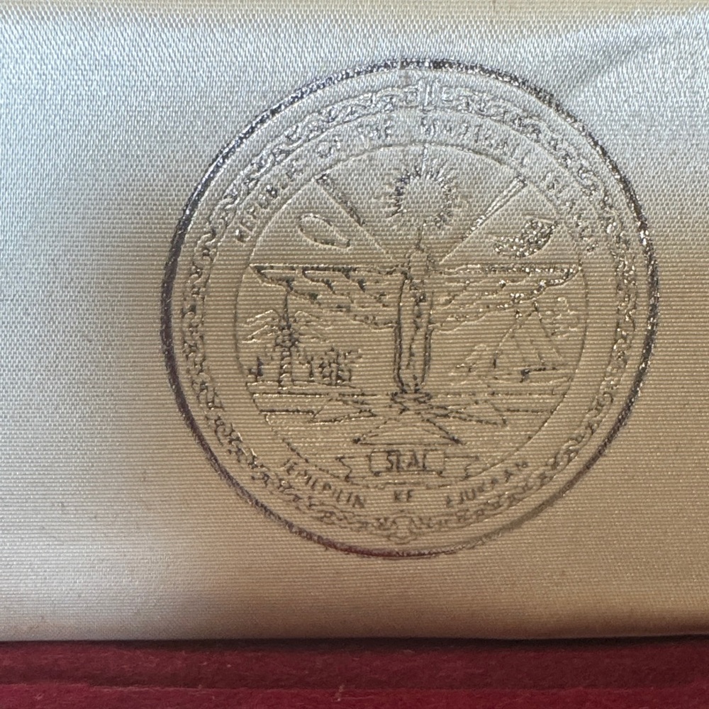 Marshal Island Silver Commemorative Coin Set two coins - Picture 2 of 14